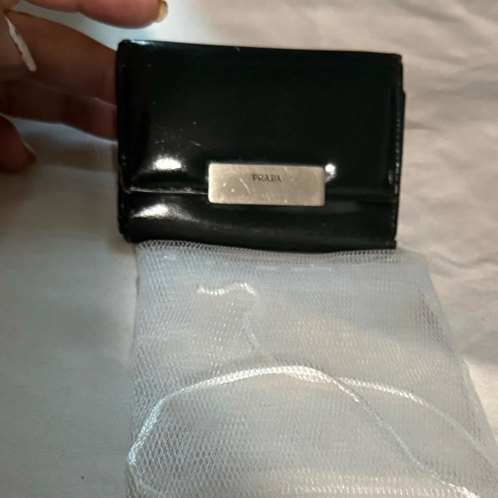 Prada vintage key holder unisex 🔑